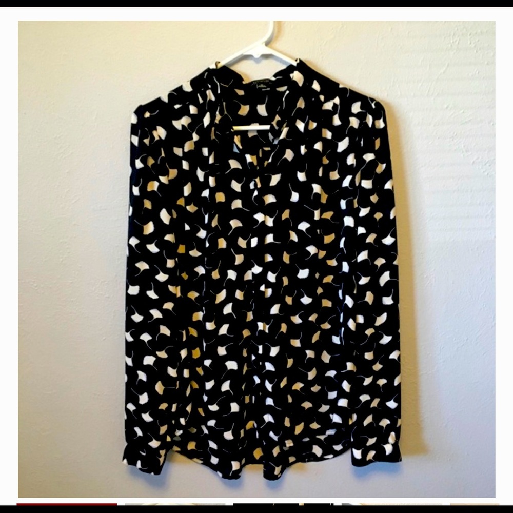 ISO Ann Taylor loft ginkgo shirt in Medium